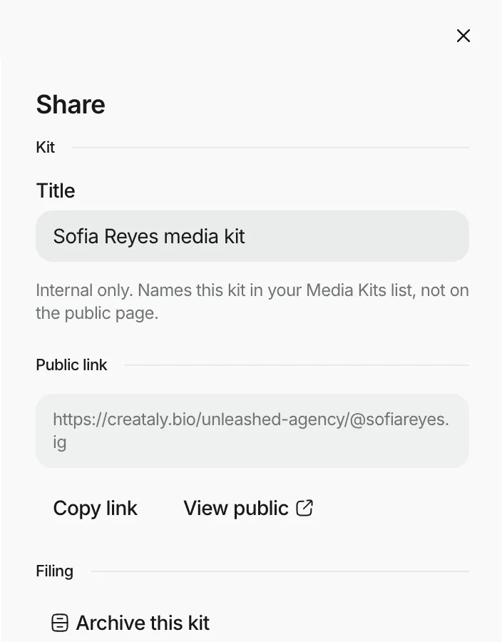 The share panel of a Creataly media kit, showing the kit title and its public creataly.bio link ready to copy